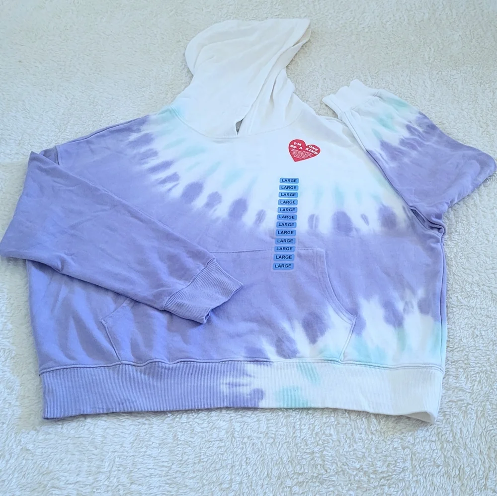 Wildfox🦊 Periwinkle Tie Dye☮️ Hoodie - NWT - Picture 13 of 16
